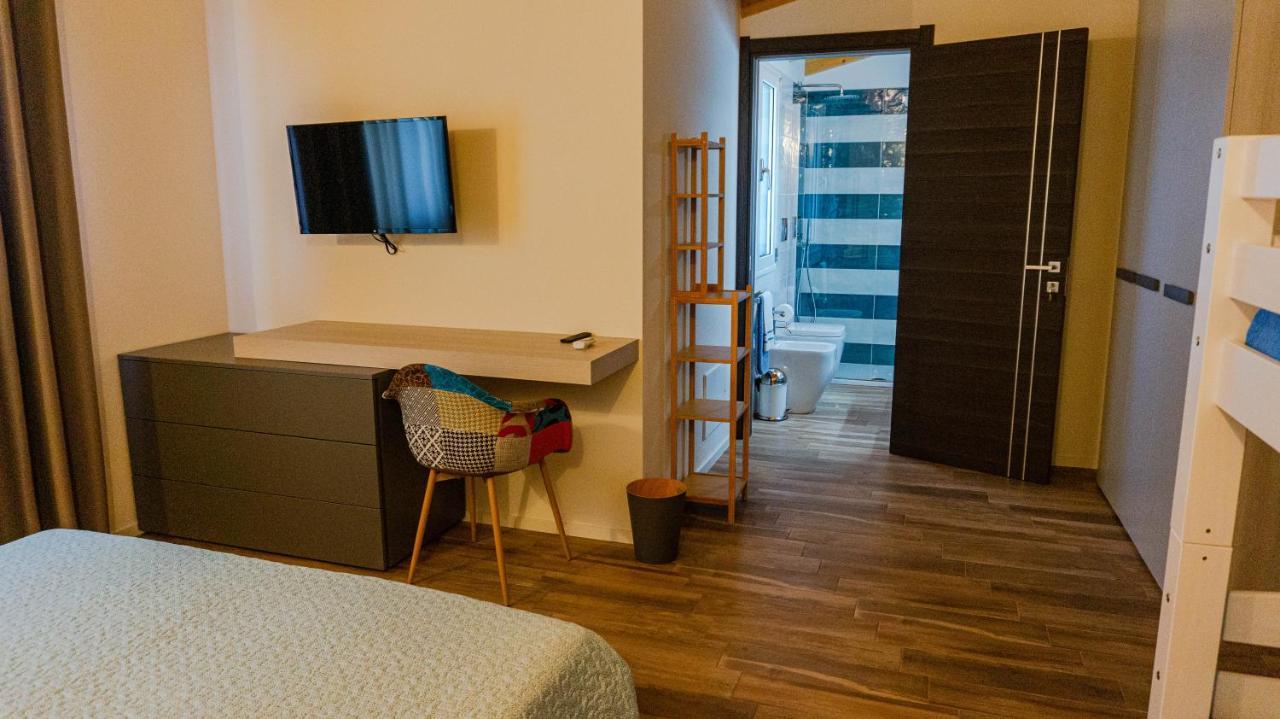 Bnb Montrabu Capoterra Exterior foto